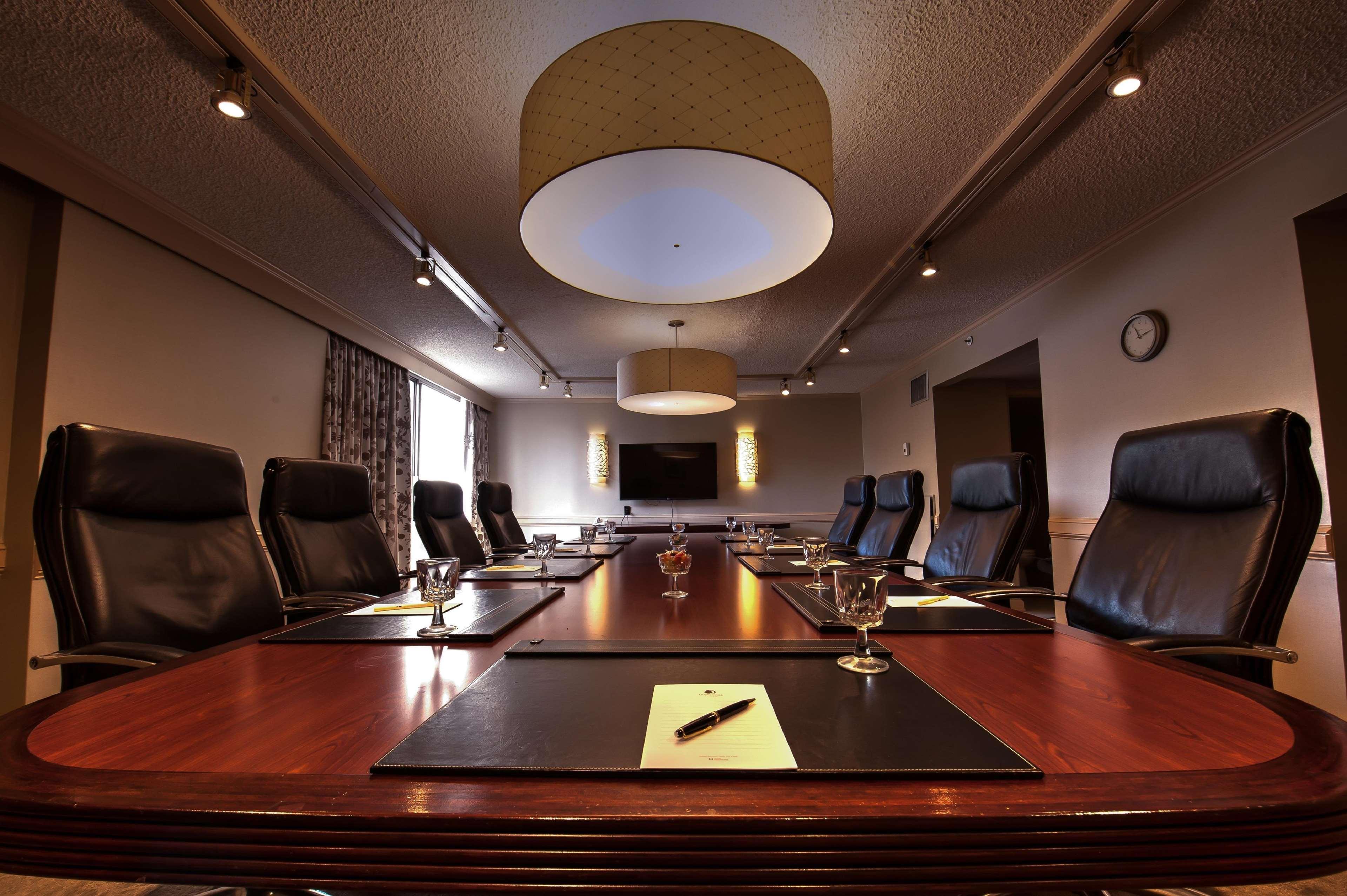 Doubletree By Hilton Baltimore North Pikesville Εξωτερικό φωτογραφία