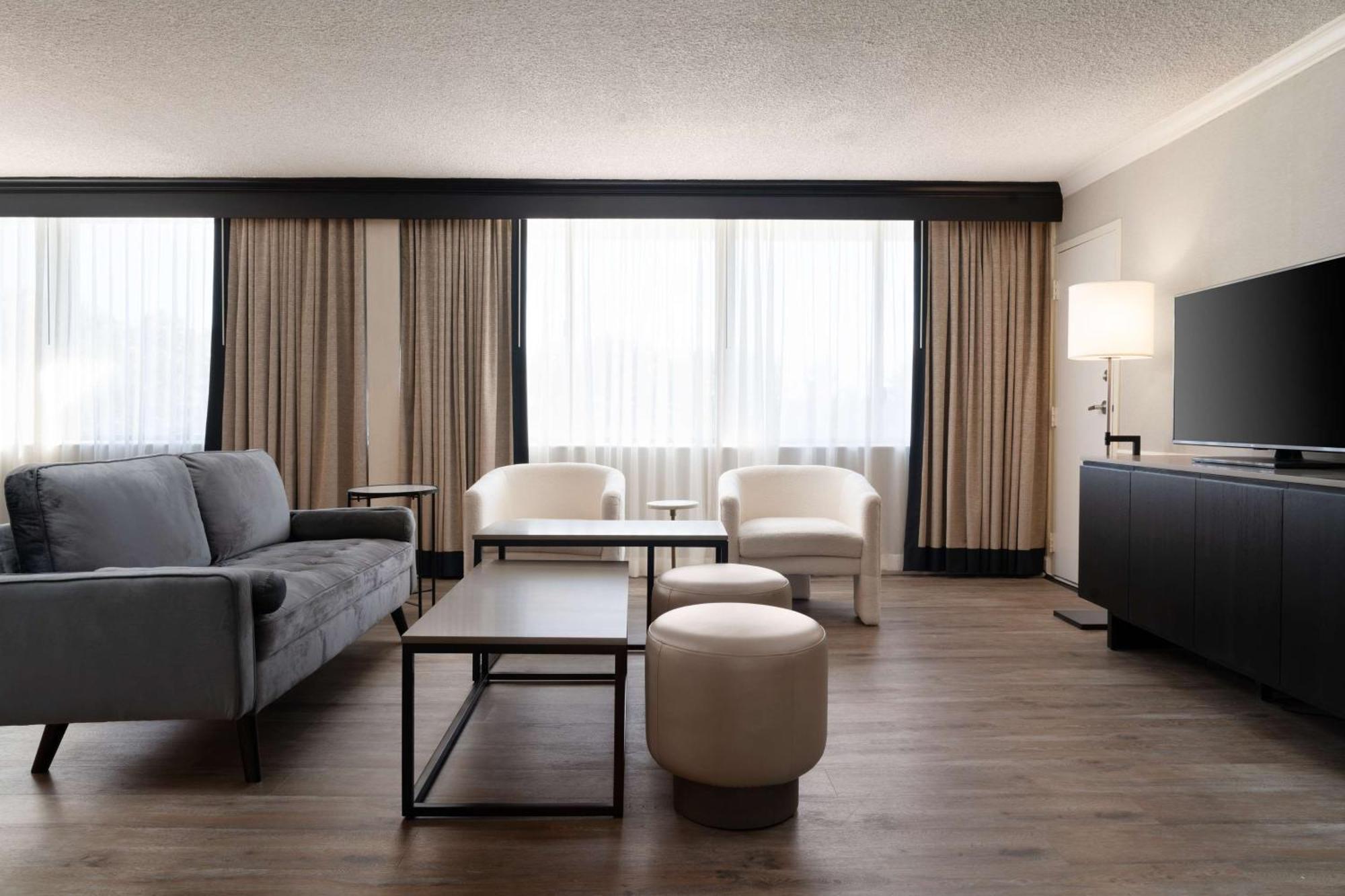 Doubletree By Hilton Baltimore North Pikesville Εξωτερικό φωτογραφία